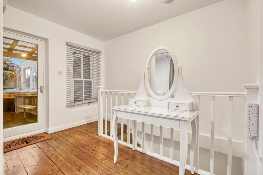 Apartment In Shoreditch/ Old St 런던 외부 사진